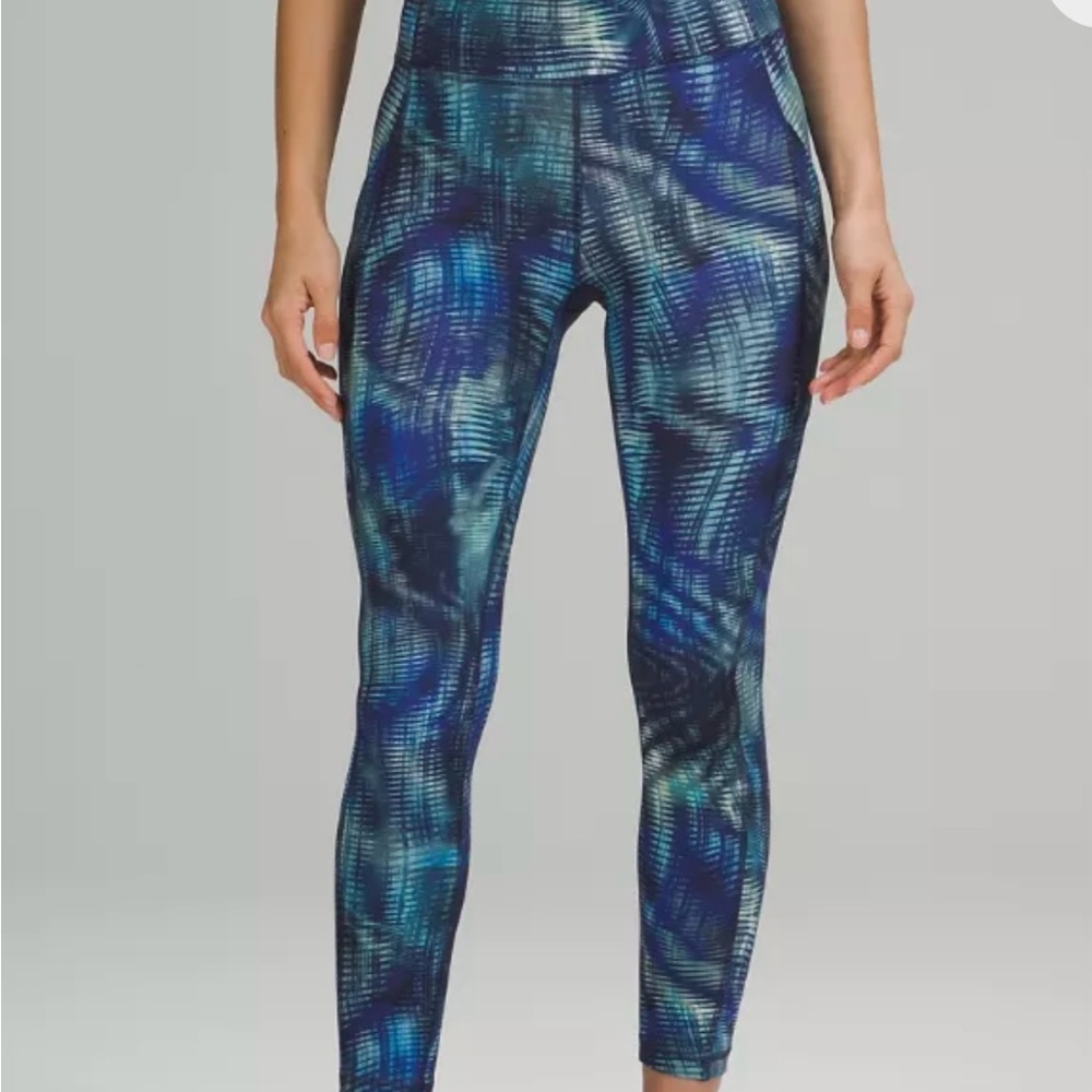 lululemon athletica Blue Patterned wunder train HR Leggings tights 25” sz 6